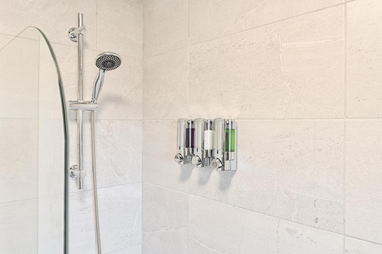 The Glenroy - Tv In Every Bedroom! Swansea Exterior photo